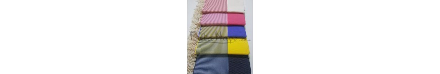 Foutas Towel Honeycomb with thin stripes